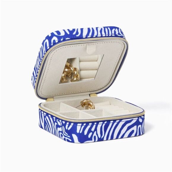 Lilly Pulitzer Jewelry - Lilly Pulitzer Travel Jewelry Case Holder Martinique Blue Zee Bebe Accessories